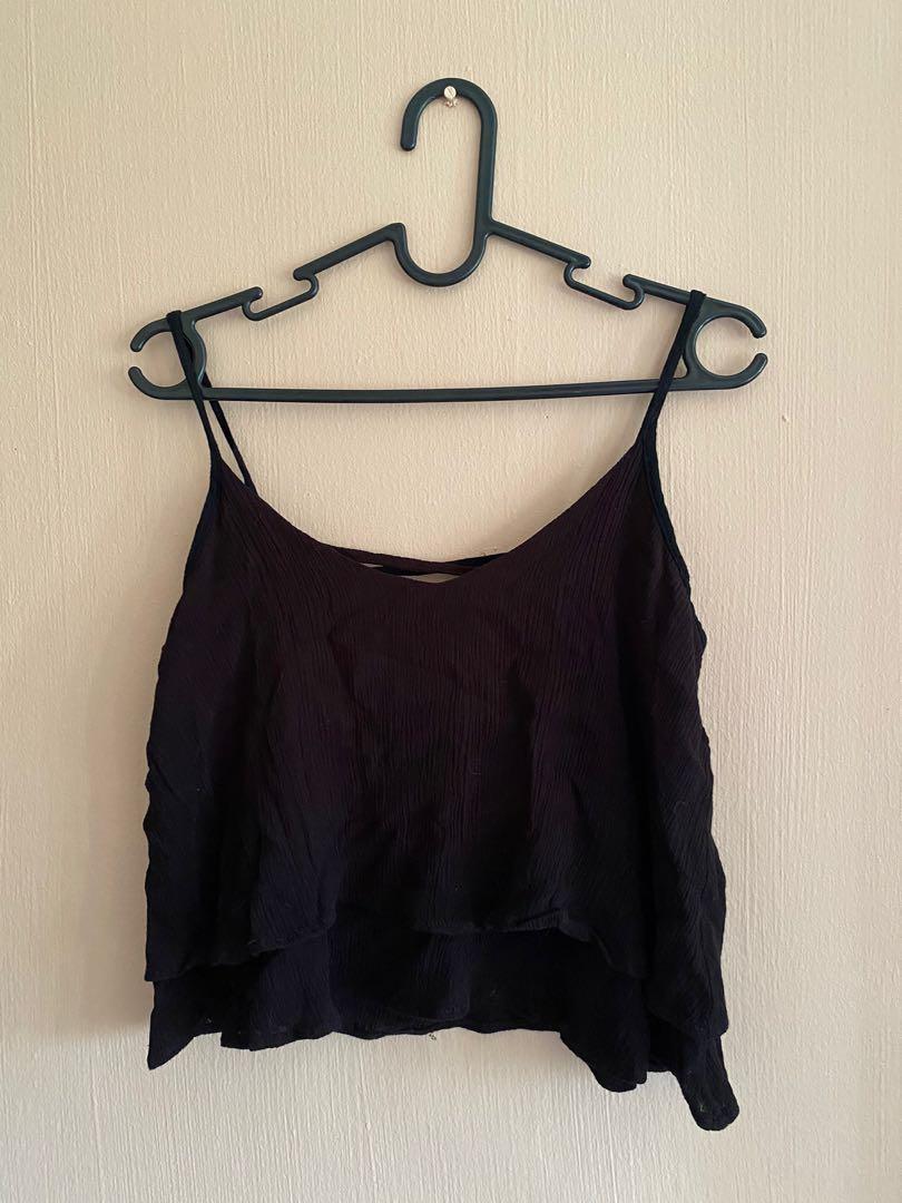 black flowy crop top