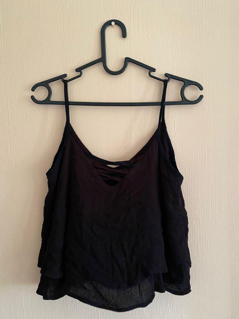 black flowy crop top