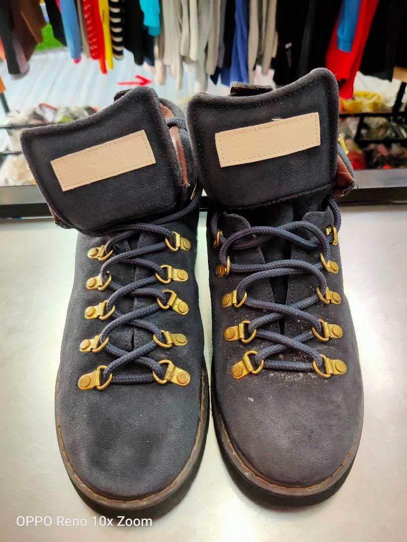 Boy deals london boots