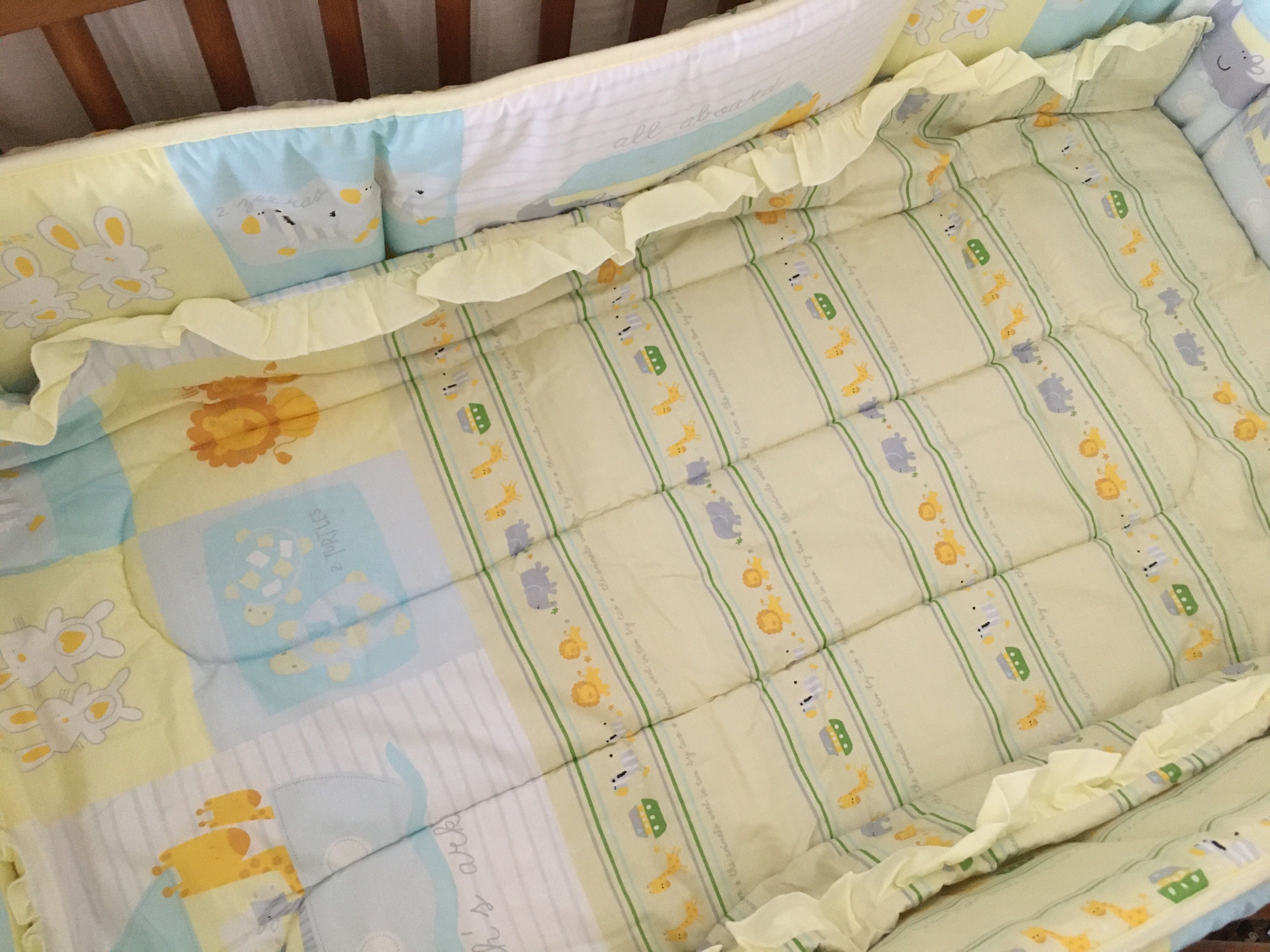 cot bumper and mat, Babies & Kids, Bathing & Changing, Changing Mats