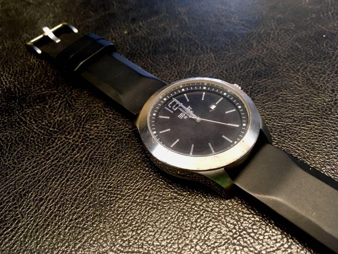 Esprit Watch (Category: Men's Watches) located in Quezon City. Submitted by materialthingsmatters (Listing ID 1064302587, Image 2). Description: Selling my Esprit watch. No issue except scratches. .