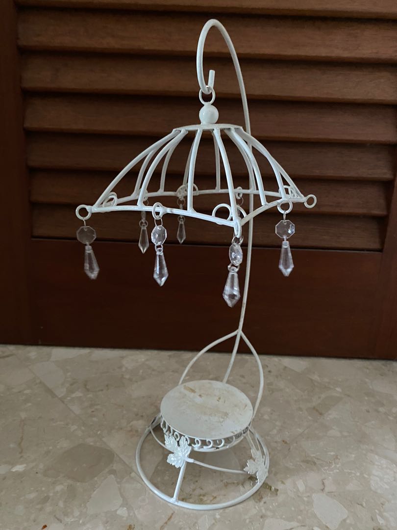 Flower bouquet stand, Furniture & Home Living, Home Decor, Artificial Plants & Flowers on Carousell