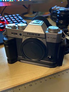 （分類：）位於 。 由 gbernard2000 提交（商品編號 1064390333，圖片 1）。簡介： 。