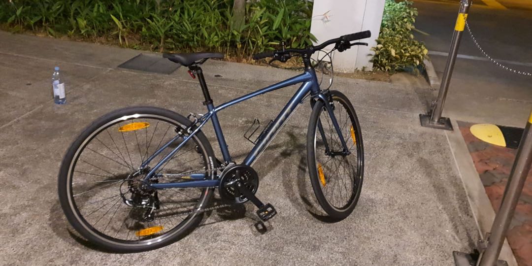 Giant escape 3 on sale 2021 hybrid bike