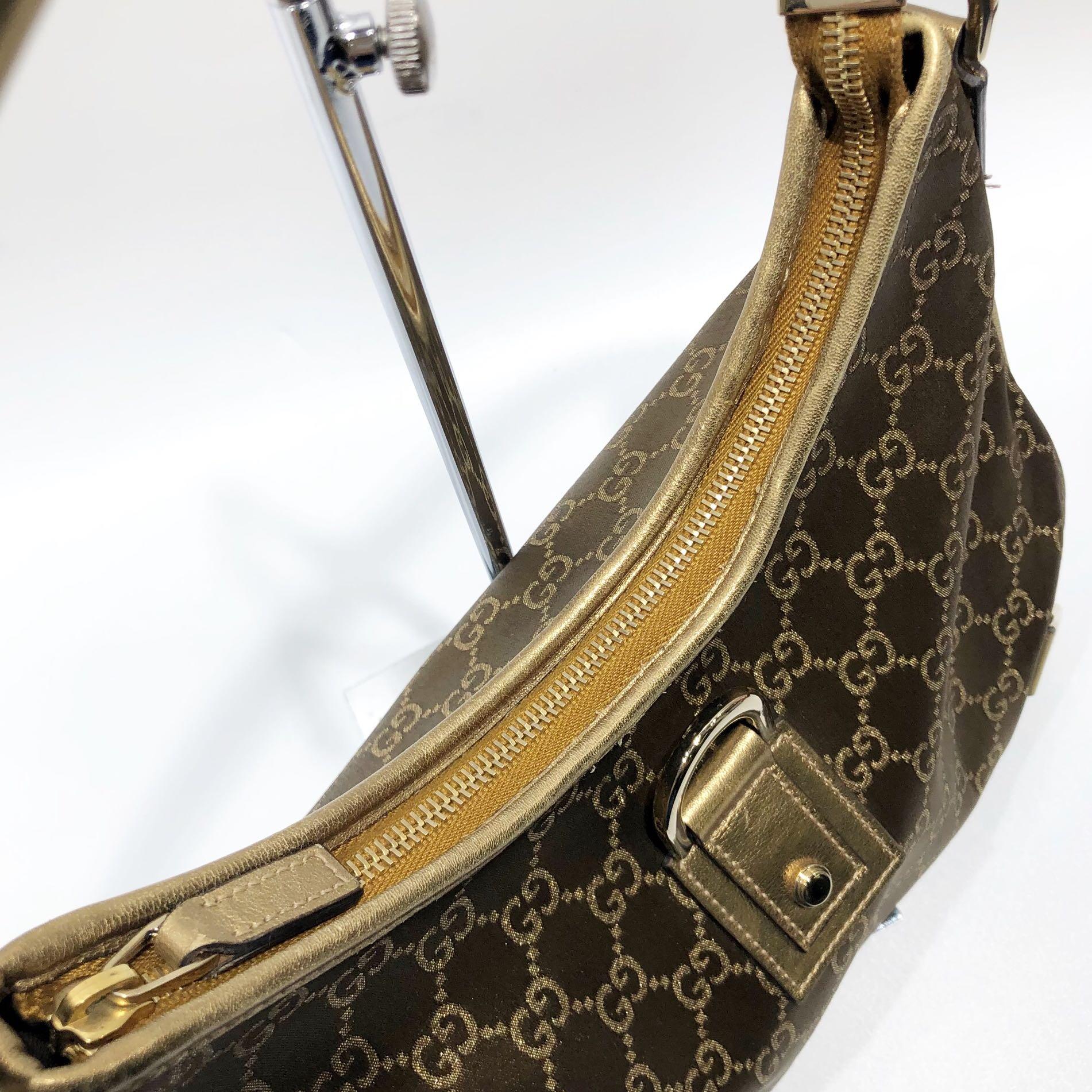 Gucci Medium Abbey D Ring Monogram Hobo Shoulder Bag – The Global  Collective Co.