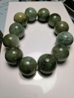 (Category: ) located in . Submitted by cherrydesigns.sg (Listing ID 1064336437, Image 1). Description: .