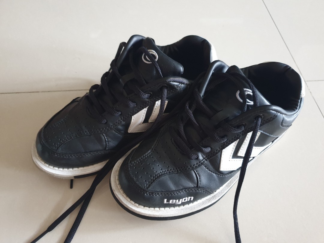 cheap kids bowling shoes