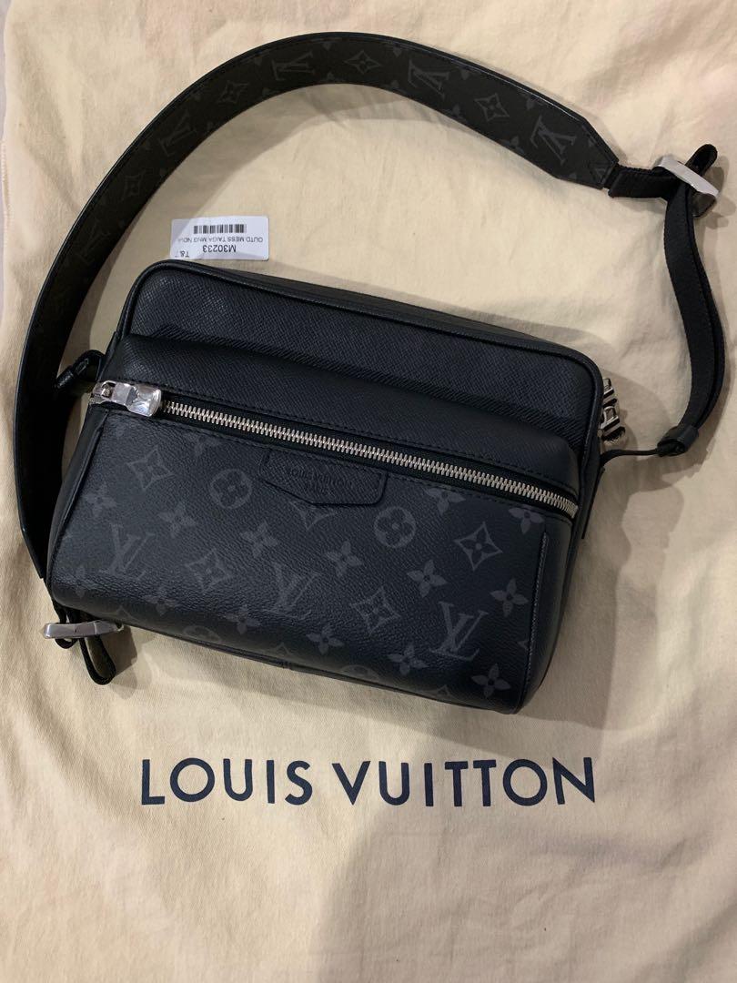 Louis Vuitton Outdoor Messenger Silver Crossbody - LVLENKA Luxury  Consignment