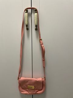 （分類：）位於 。 由 chillyandpanda 提交（商品編號 1064366048，圖片 1）。簡介： 。