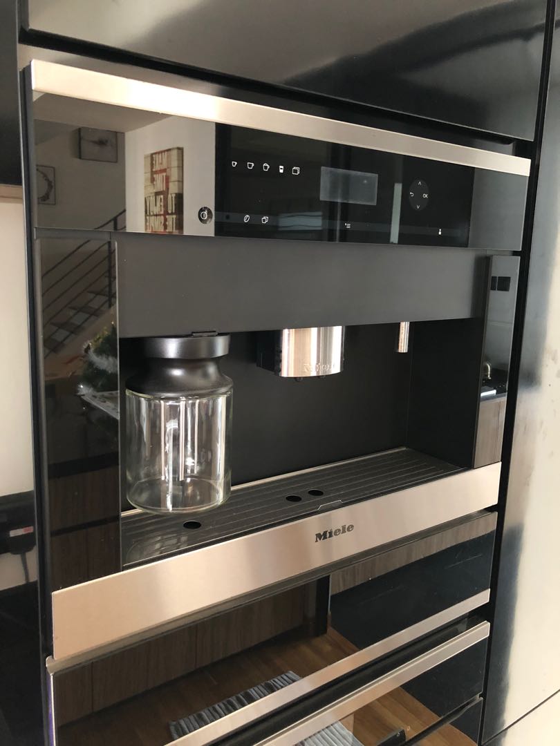 Miele Builtin coffee machine, TV & Home Appliances, Kitchen Appliances