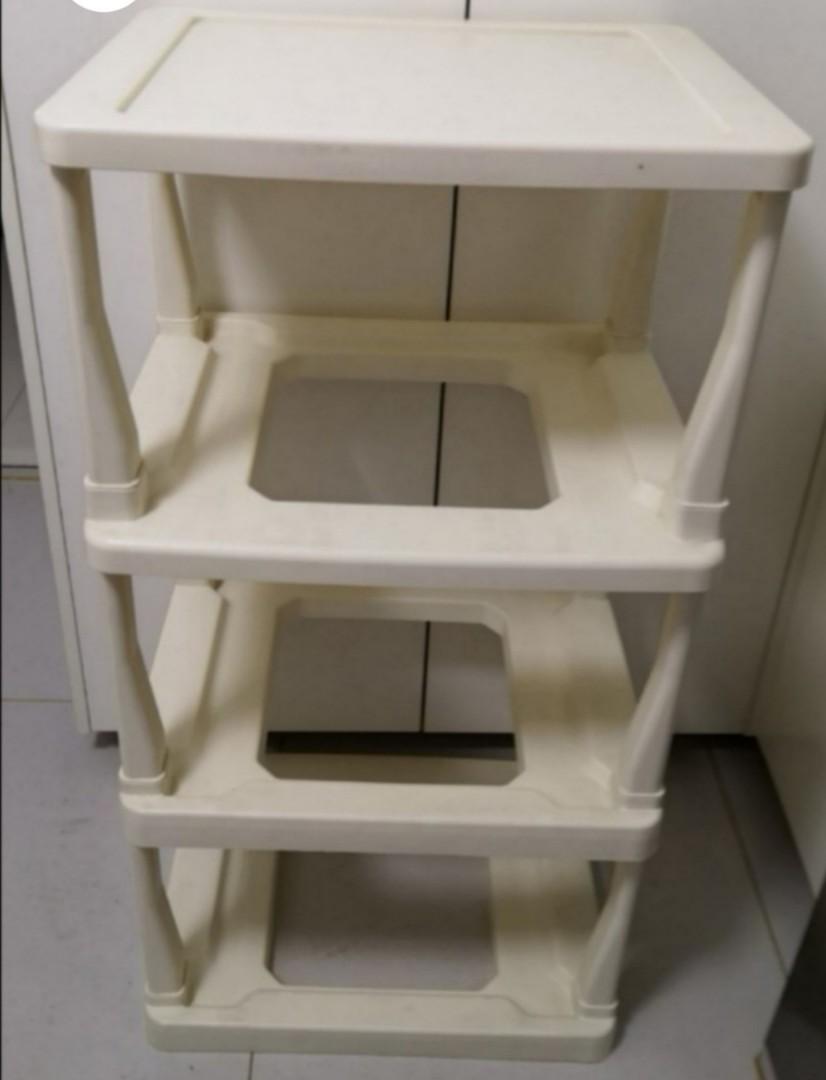 Multifunction storage (Category: Storage Boxes & Baskets) located in Singapore. Submitted by panda12panda (Listing ID 1064216981, Image 2). Description: 90 x 50 x 40cm Self collection Can be easily dismantled and resembled.
