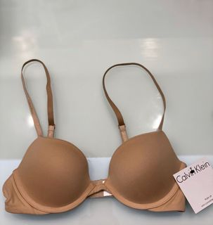 （分類：）位於 。 由 prel0ved.goods 提交（商品編號 1064406877，圖片 1）。簡介： 。