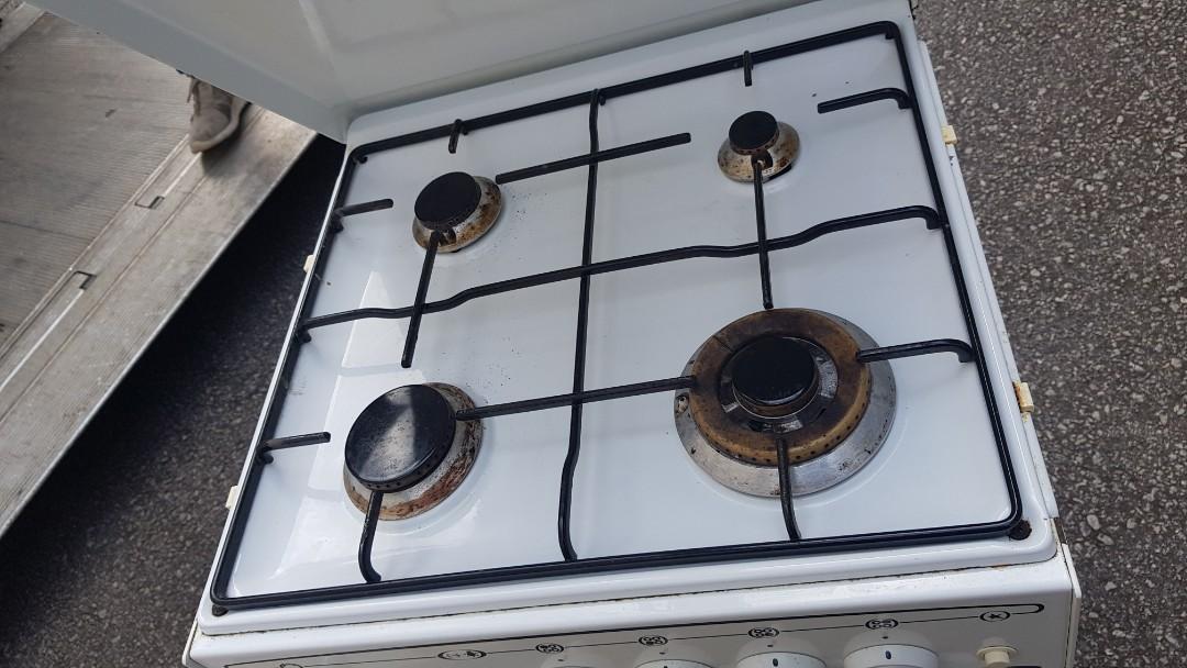 gas stove top with electric oven