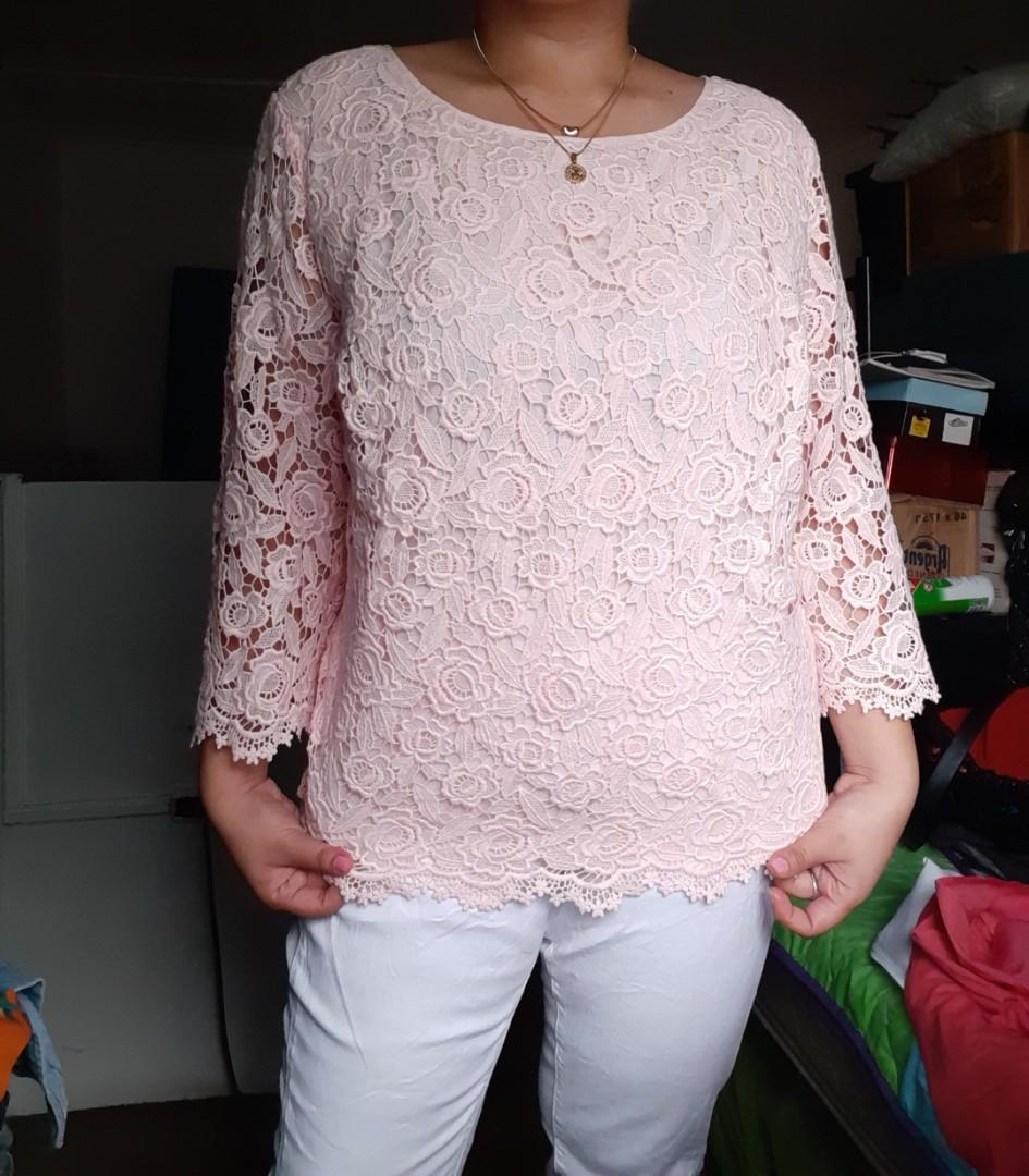 statisk hektar input PLUS SIZE PINK LACE BLOUSE, Women's Fashion, Tops, Blouses on Carousell