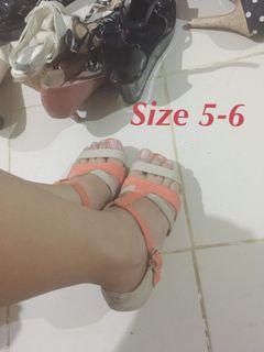 Preloved shoes size 5-6