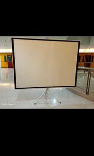 Projector Screen 100" 4:3  Tripod Type