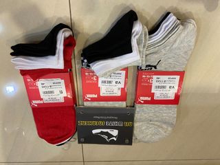 (Category: ) located in . Submitted by all_white_sneakerz (Listing ID 1064276271, Image 1). Description: .