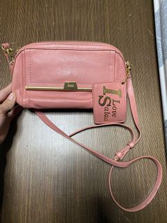 （分類：）位於 。 由 carmankng 提交（商品編號 1064387574，圖片 1）。簡介： 。