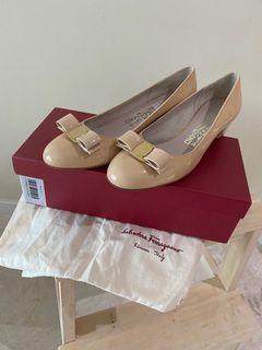 Salvatore Ferragamo Vara Bow Pumps #Ineverlearn