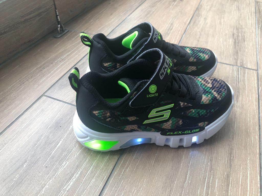 sketchers boys trainers