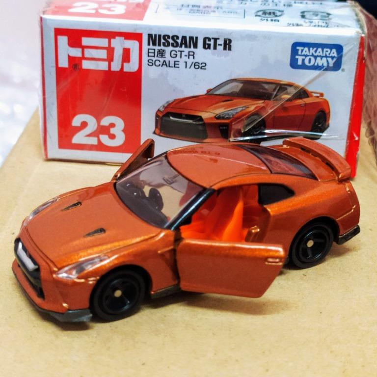 Takara tomy clearance gtr