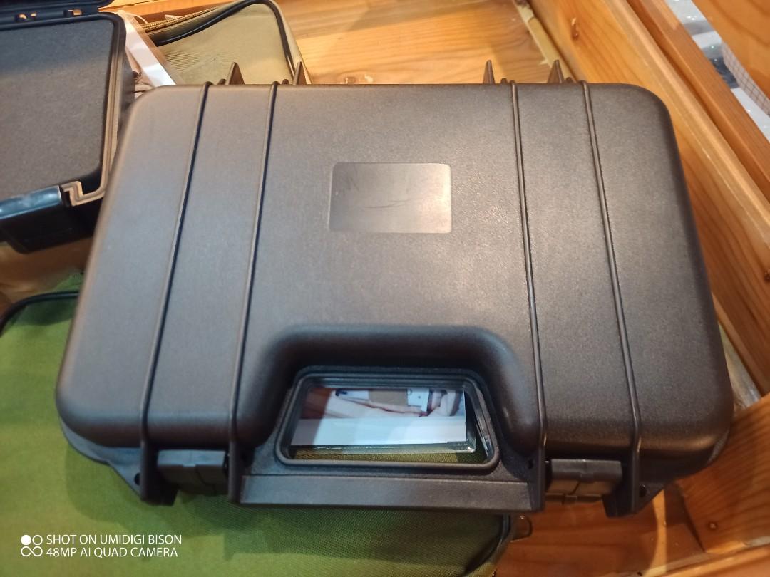 TMV/SRC PISTOL CASE (Category: Briefcases) located in Makati City. Submitted by hellohoooman (Listing ID 1064386041, Image 2). Description: Good quality hard cases for your precious belongings. Made in taiwan using high grade polymer..