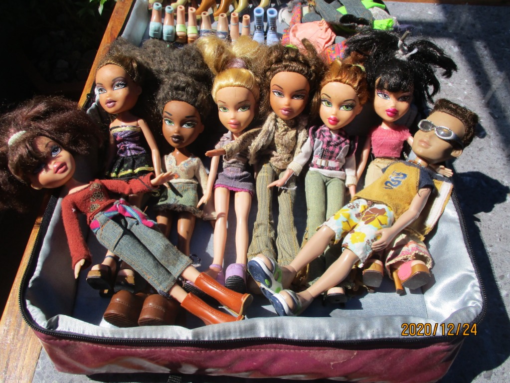2001 mga sales bratz dolls