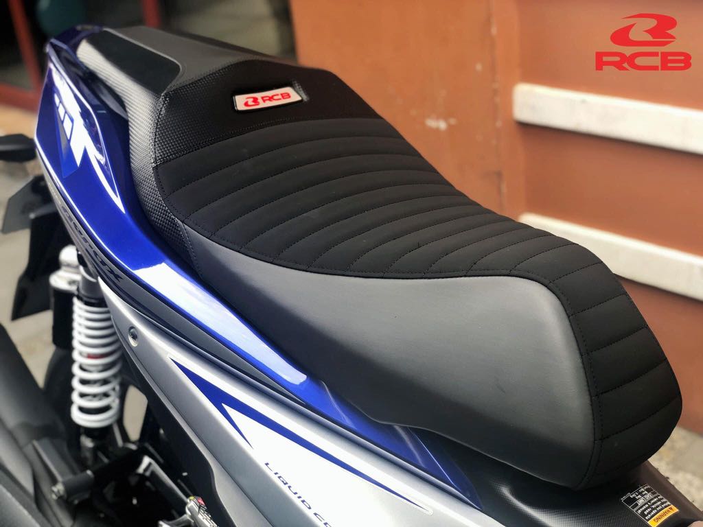 Yamaha Aerox / Nmax Up to 2019 Racing Boy Comfort Seat, Motorcycles