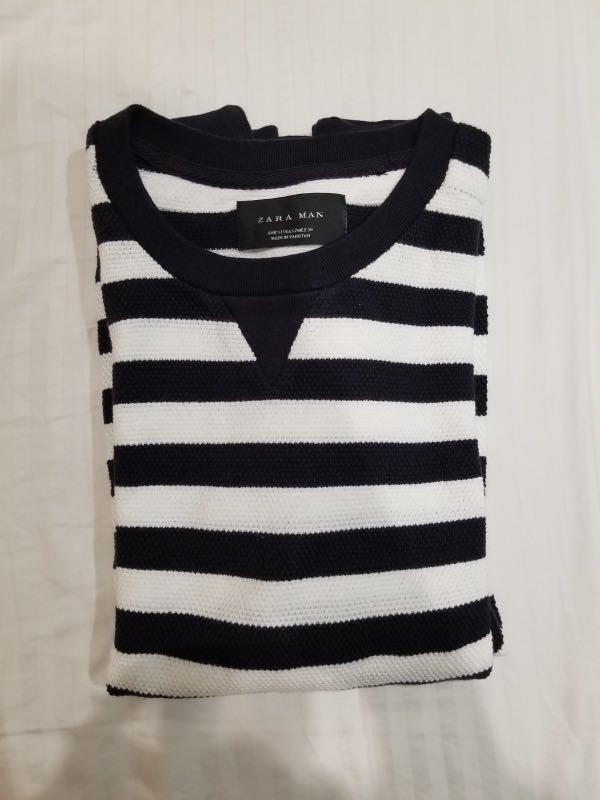 Zara man sweater shirt (Category: Tshirts & Polo Shirts ) located in Quezon City. Submitted by cyustore (Listing ID 1064218553, Image 2). Description: Good as new Never worn Guaranteed authentic Closet cleaning.