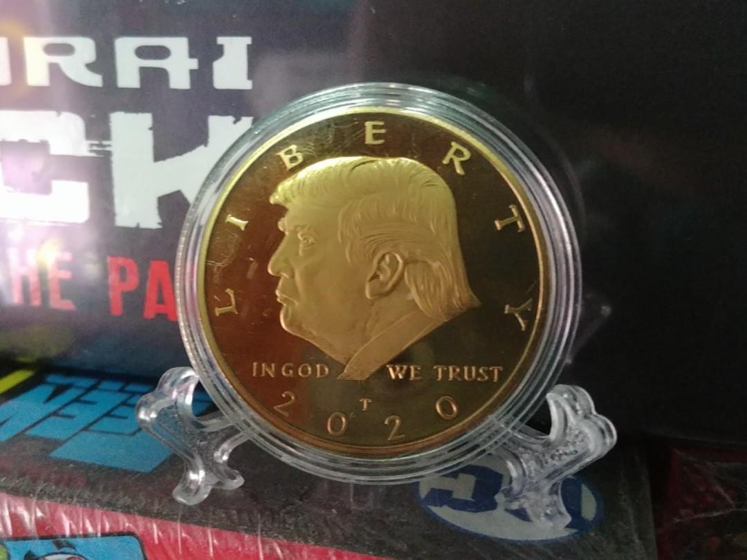 特朗普金幣Donald Trump Coin In God We Trust, 興趣及遊戲, 收藏品及紀念品, 錢幣- Carousell