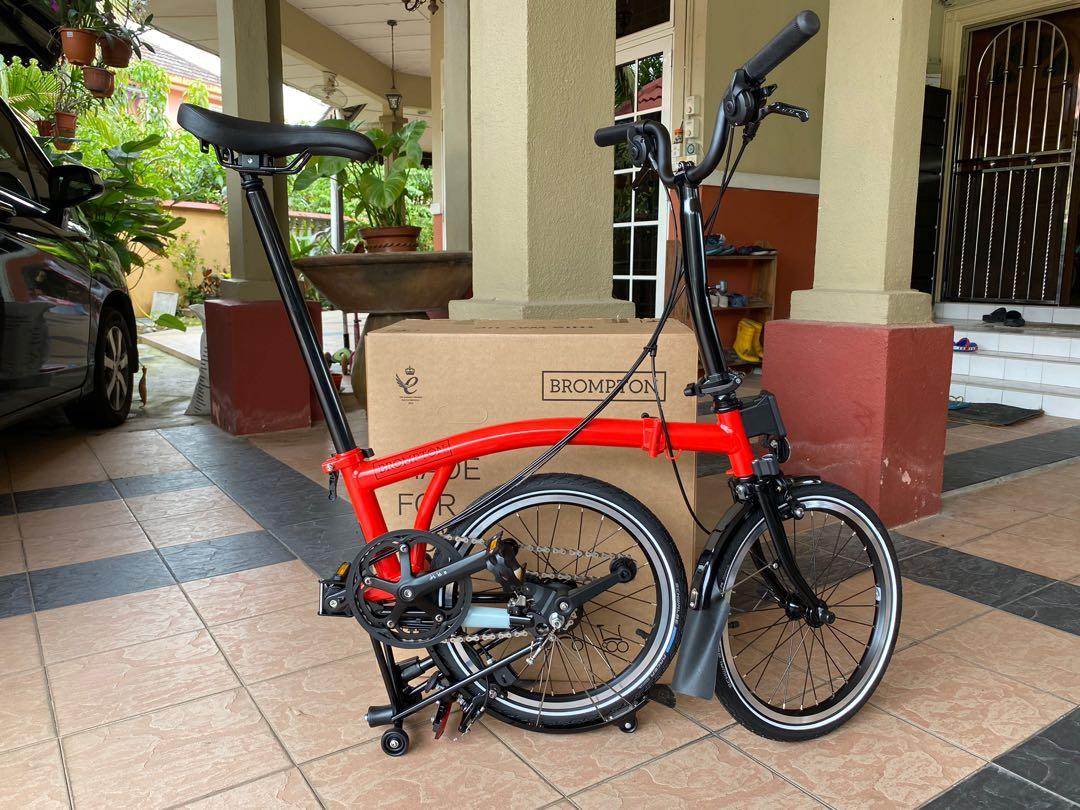 Brompton shop rocket red