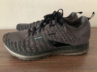 brooks running shoes malaysia