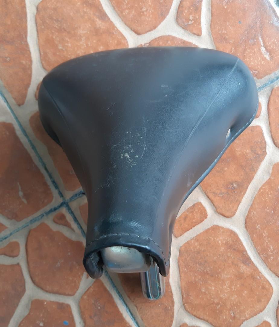 Brooks saddle (Category: Bicycles) located in Quezon City. Submitted by oldbridgecycles (Listing ID 1064562343, Image 2). Description: classic brooks saddle made in England with seatpost.