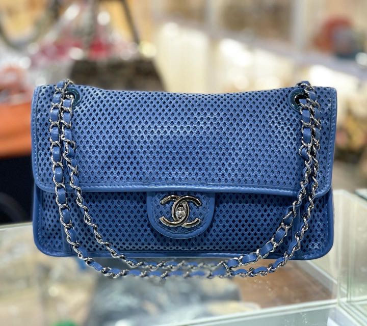 Chanel up in top the air flap bag