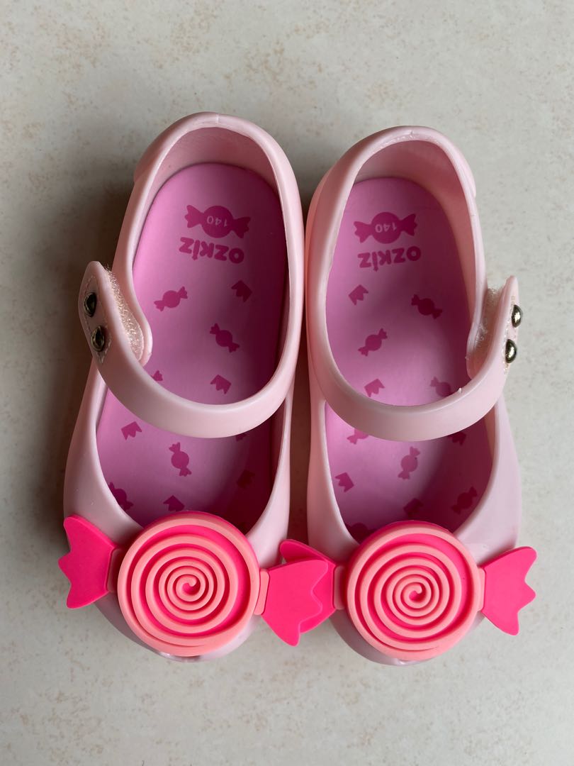 girls jelly shoes