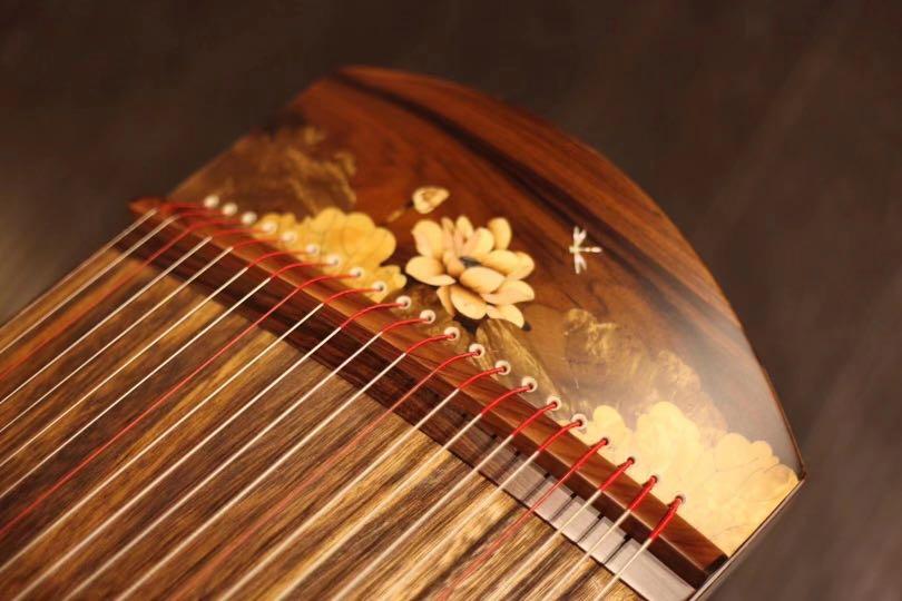 Gu zheng japanese guzheng small 1.3m Explosive zither, Hobbies & Toys