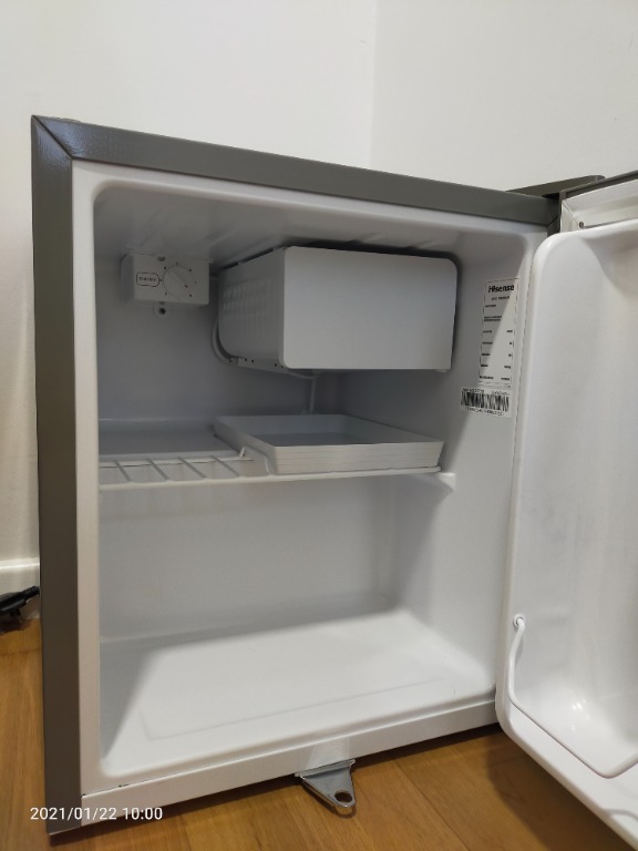 Hisense mini fridge with freezer store