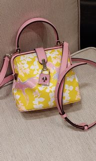 （分類：）位於 。 由 alxdn 提交（商品編號 1064545685，圖片 1）。簡介： 。