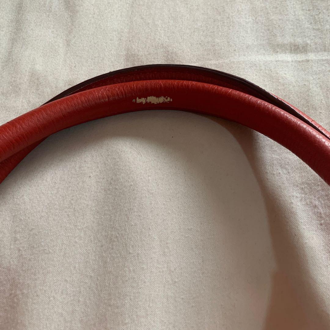 Kate Spade Stevie Grant - Coral (Category: Purses & Pouches) located in Quezon City. Submitted by mm788 (Listing ID 1064469564, Image 3). Description: Two interior compartments with a center zippered compartment. 15 inch width, 8.5 inch height.