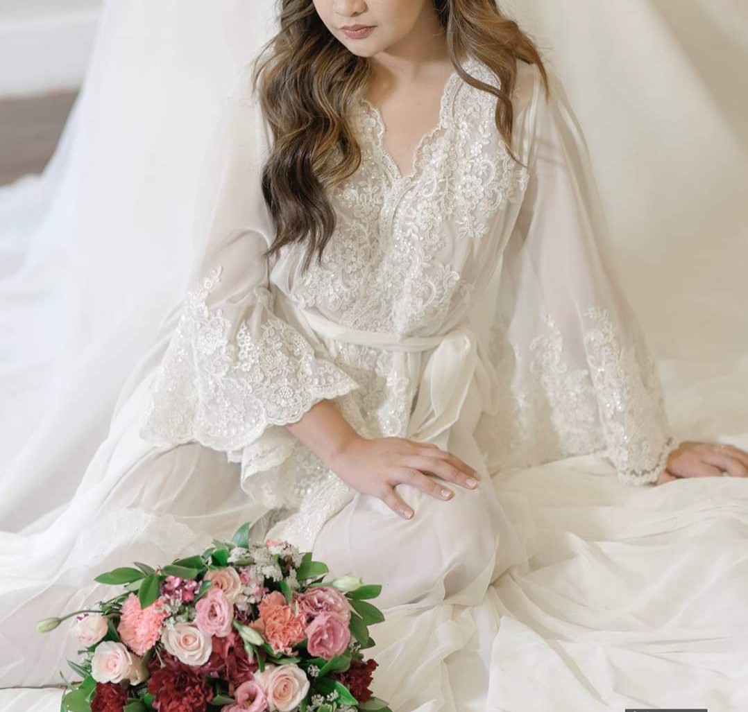bridal robe with train