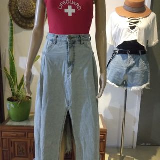 (Category: ) located in . Submitted by clothes.open (Listing ID 1064569708, Image 1). Description: .