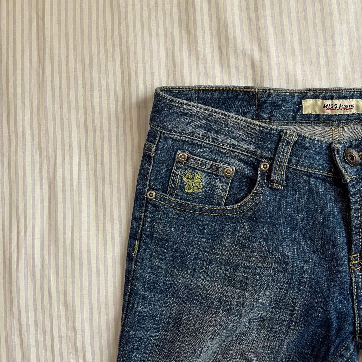 Low rise jeans medium wash, Fesyen 