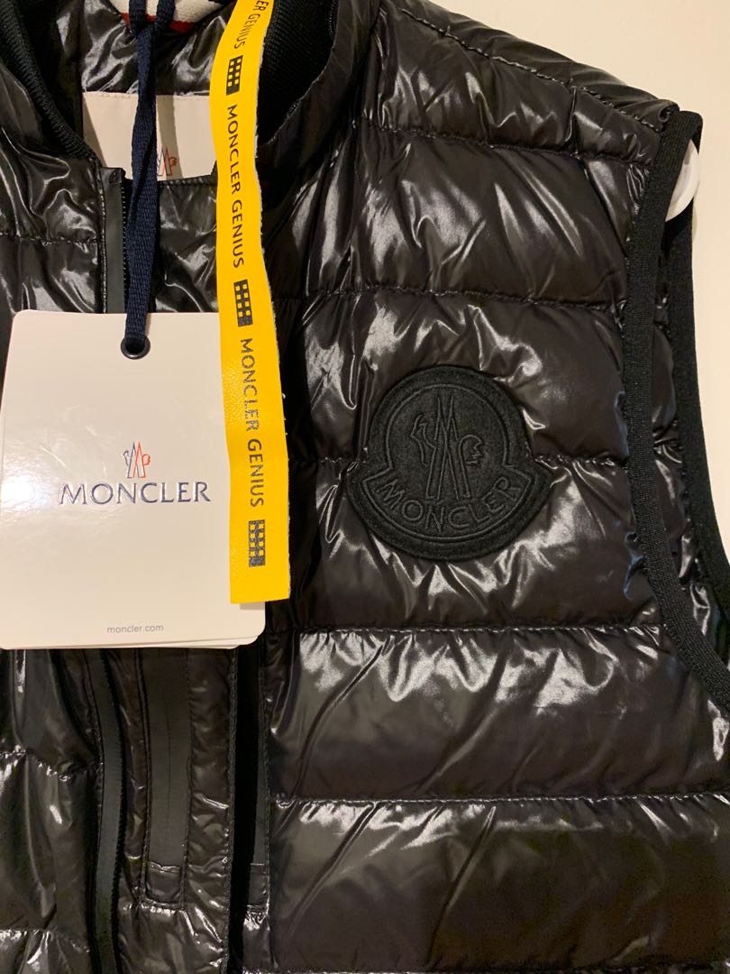 MONCLER GENIUS VEST IN BLACK DOWN FILLED BRAND NEW MADE IN FRANCE