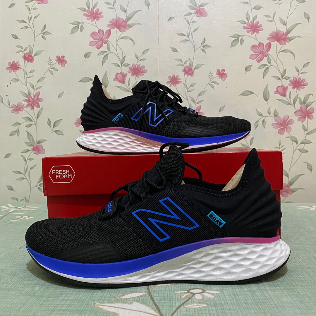 new balance roav red