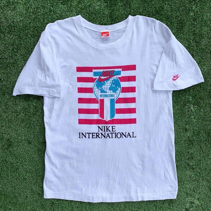 Nike international top flag shirt