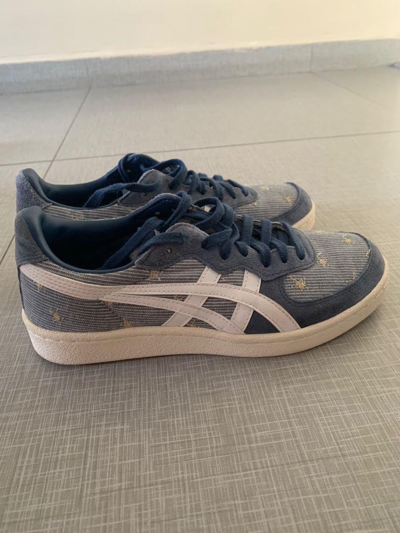 onitsuka tiger shoes (Category: Sneakers) located in Singapore. Submitted by sanasanaaa (Listing ID 1064540211, Image 1). Description: authentic comes with box bought for $140 nice and casual shoe comfortable EU 39.