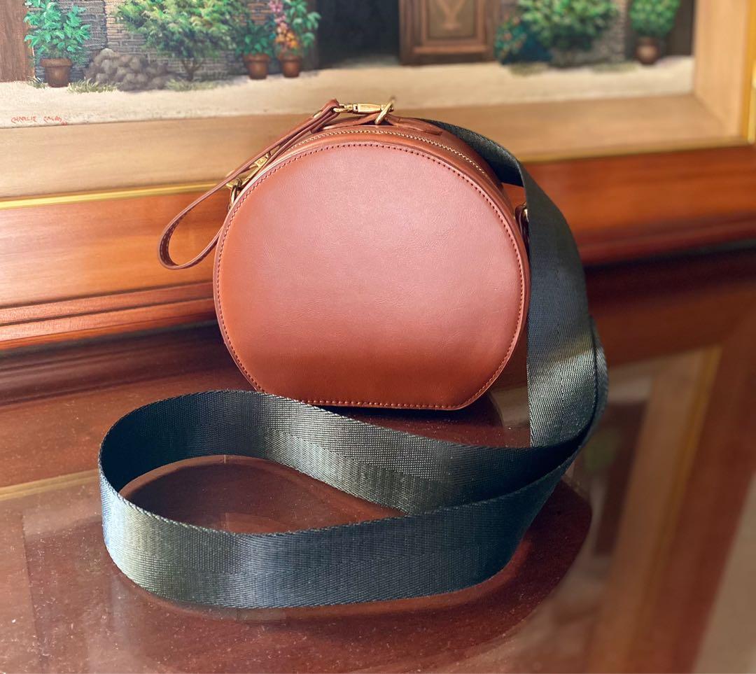 Forever 21 circle bag top