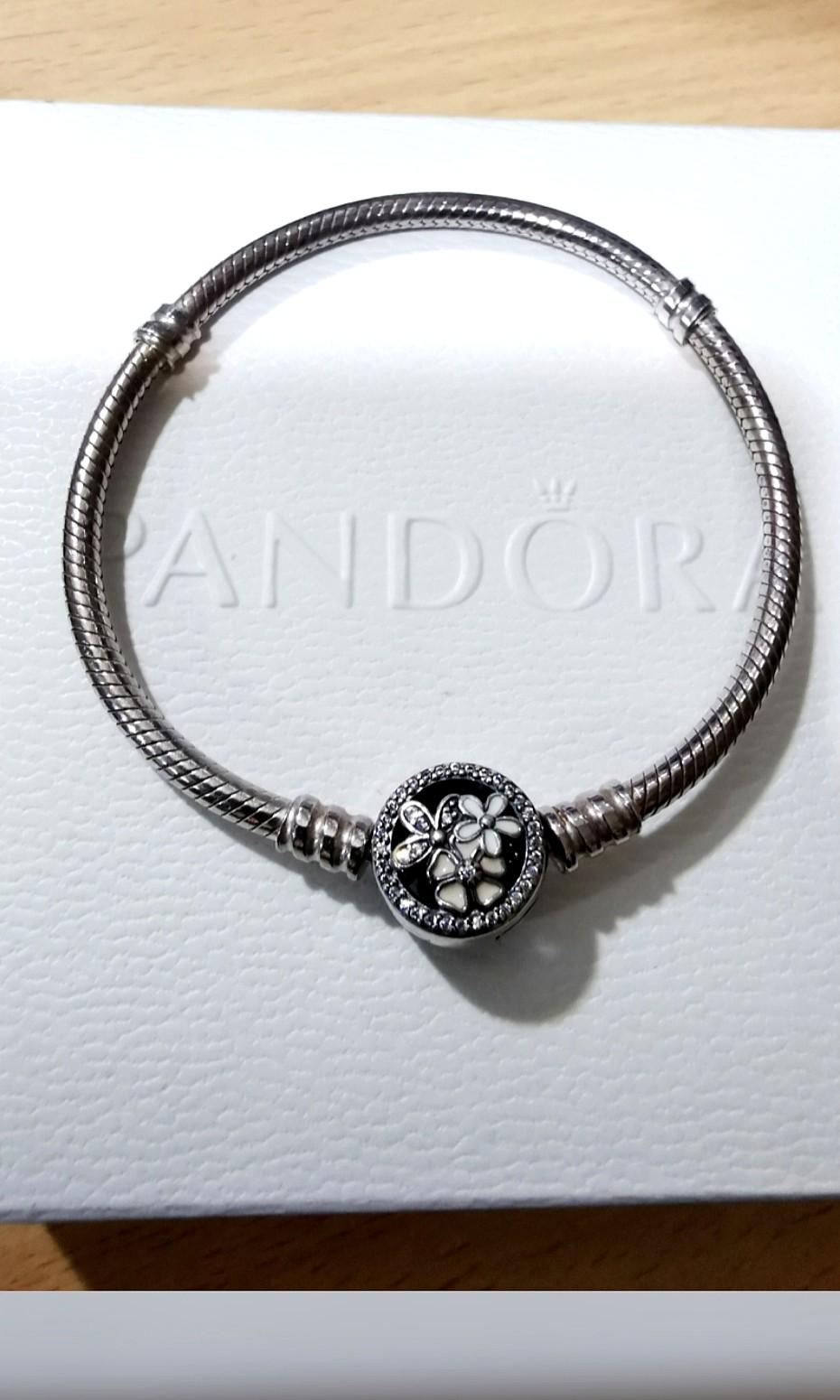 Pandora poetic sales blooms bracelet