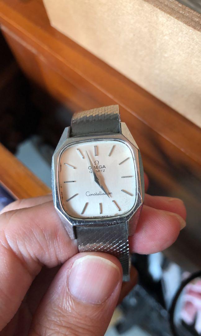 Preowned vintage Omega Constellation Quartz 1923 Luxury Watches