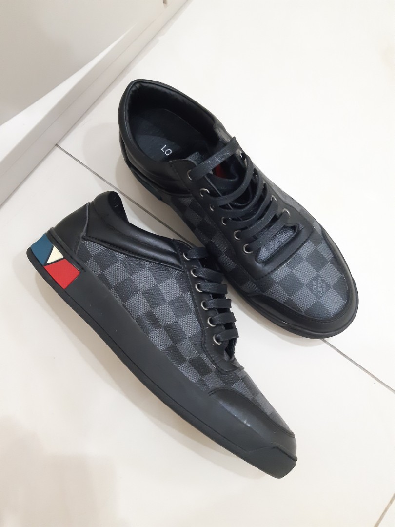 sepatu pria sneaker hitam cowok kulit asli lv louis vuitton